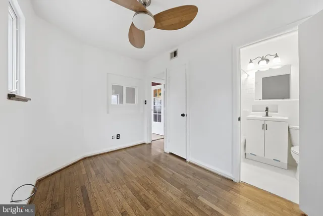 $5,250 | 2030 North Quinn Street, Arlington, VA 22209