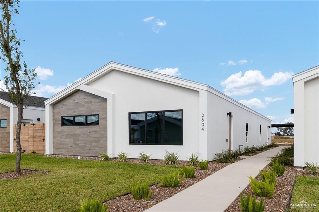 2700 Mockingbird Road, Unit 4 Weslaco, TX 78596 - Photo 3 of 27 Gallery Image 3