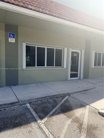 $2,200 | 4700 Prospect Road, Unit 112, Fort Lauderdale, FL 33309