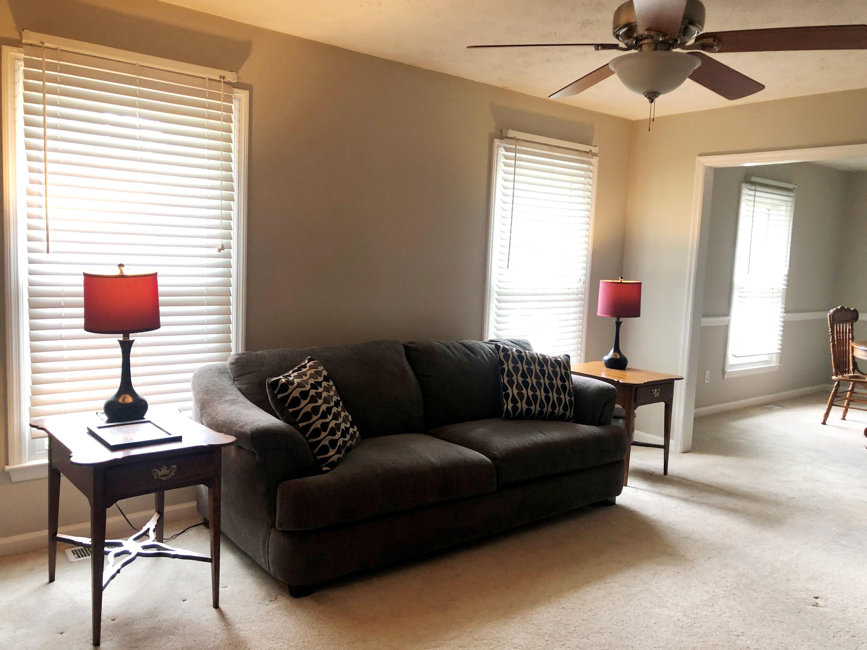 3175 Greenbo Road Lexington, KY 40515 - Photo 3 of 23 033