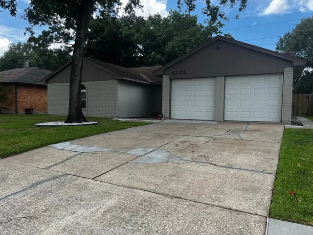$1,675 | 6223 Brookgate Drive, Spring, TX 77373