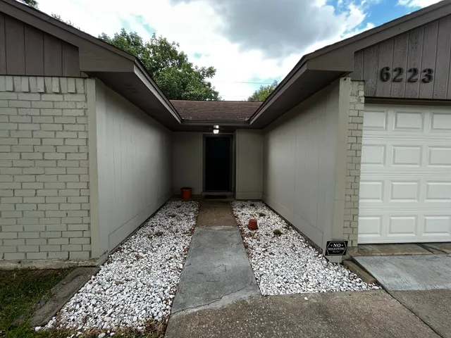 $1,675 | 6223 Brookgate Drive, Spring, TX 77373