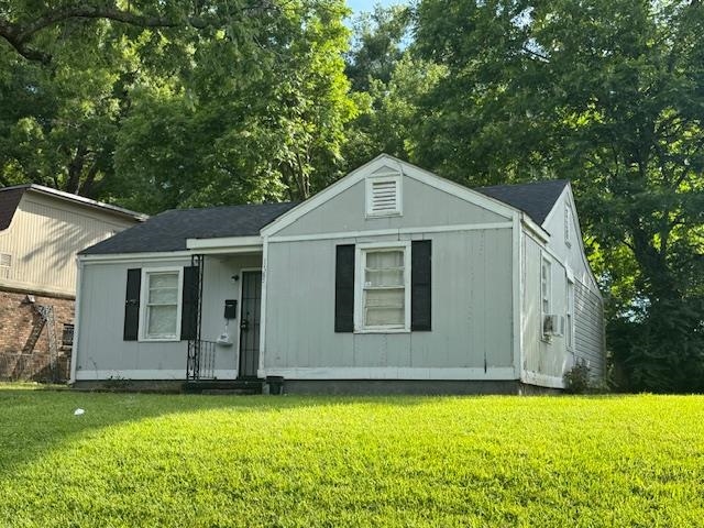 1785 Wells Station Road Memphis, TN 38108 - Photo 1 of 5 Gallery Image 1