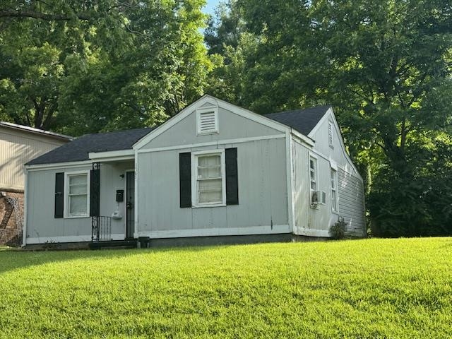 1785 Wells Station Road Memphis, TN 38108 - Photo 3 of 5 Gallery Image 3