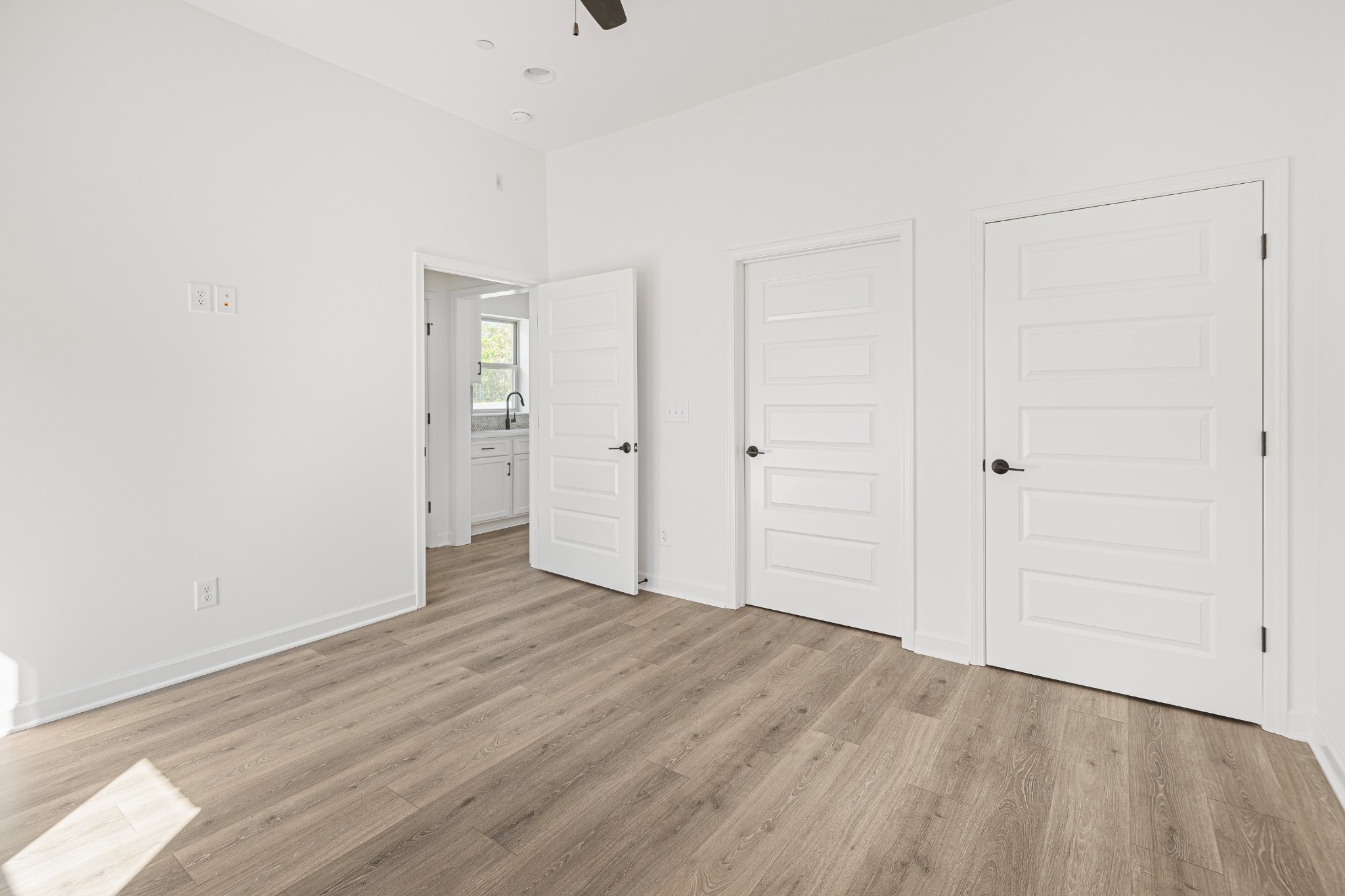 363 A Wellows Chase Spring Hill, TN 37174 - Photo 4 of 6