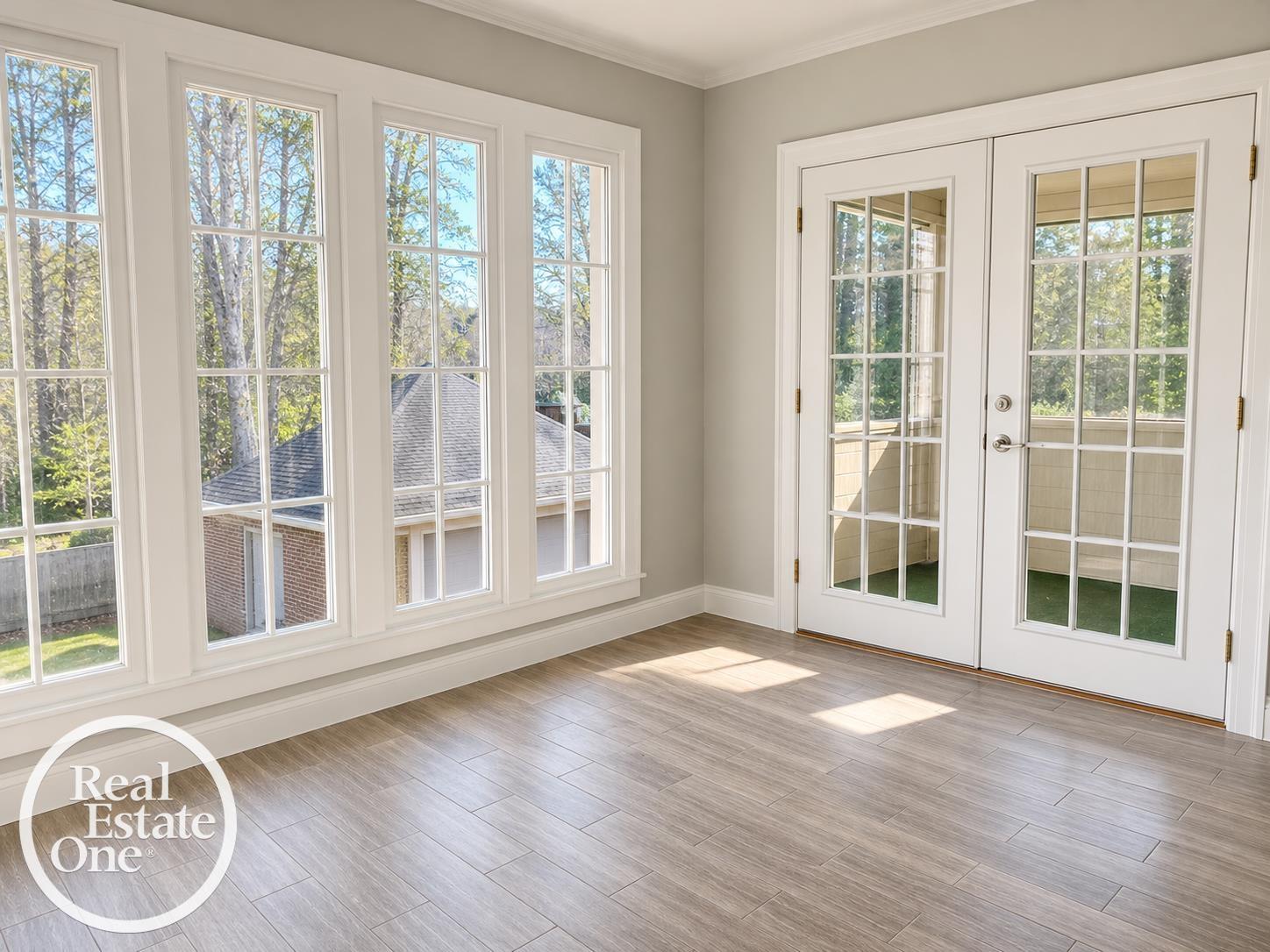 636 Neff Road Grosse Pointe, MI 48230 - Photo 15 of 17