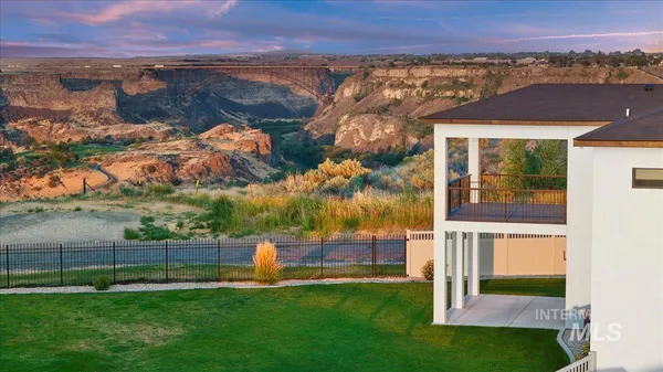 $774,900 | 2230 Stricker Place, Twin Falls, ID 83301