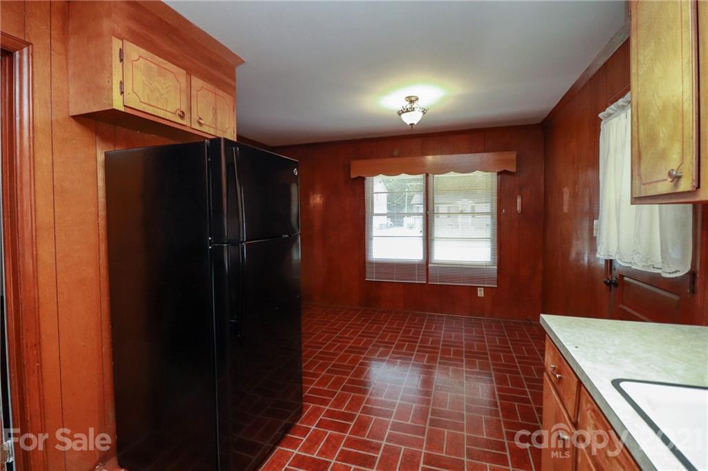 396 Spring Street Southwest Concord, NC 28025 - Photo 11 of 18 Gallery Image 11