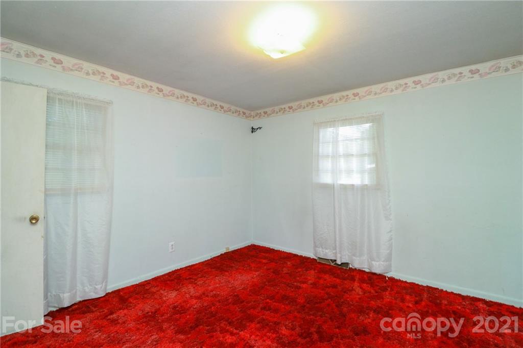 396 Spring Street Southwest Concord, NC 28025 - Photo 13 of 18 Gallery Image 13
