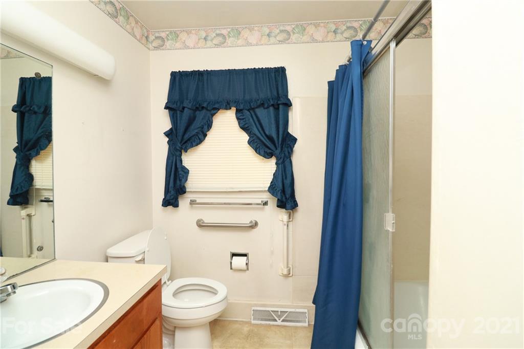 396 Spring Street Southwest Concord, NC 28025 - Photo 14 of 18 Gallery Image 14