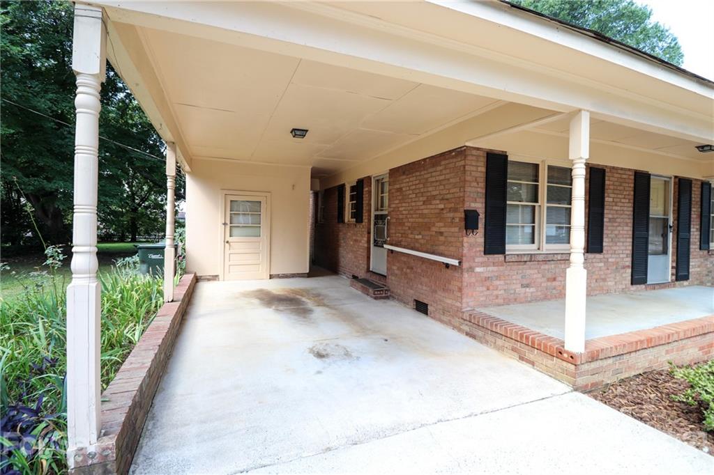 396 Spring Street Southwest Concord, NC 28025 - Photo 3 of 18 Gallery Image 3