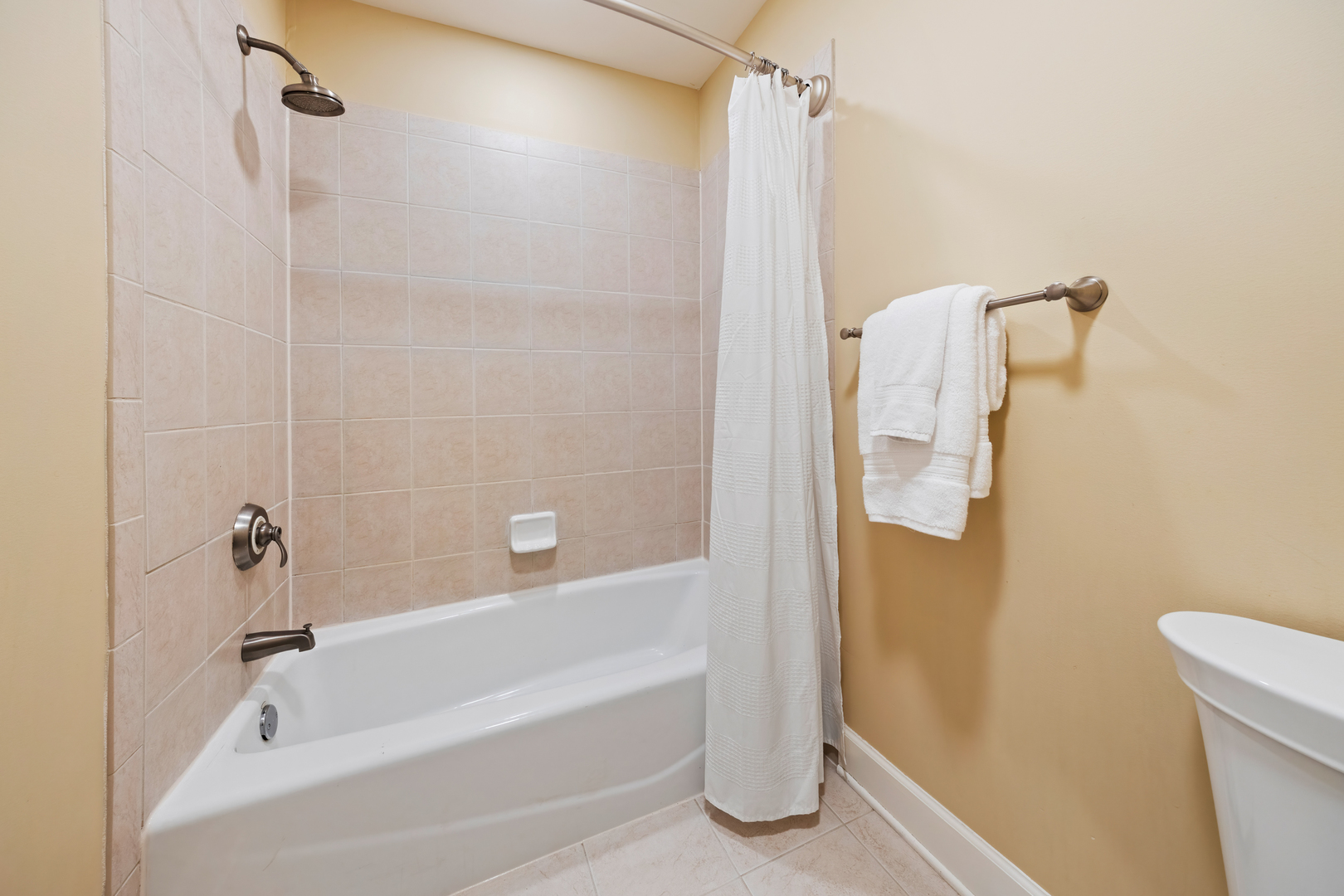 119 West Roslyn Road Barrington, IL 60010 - Photo 48 of 65