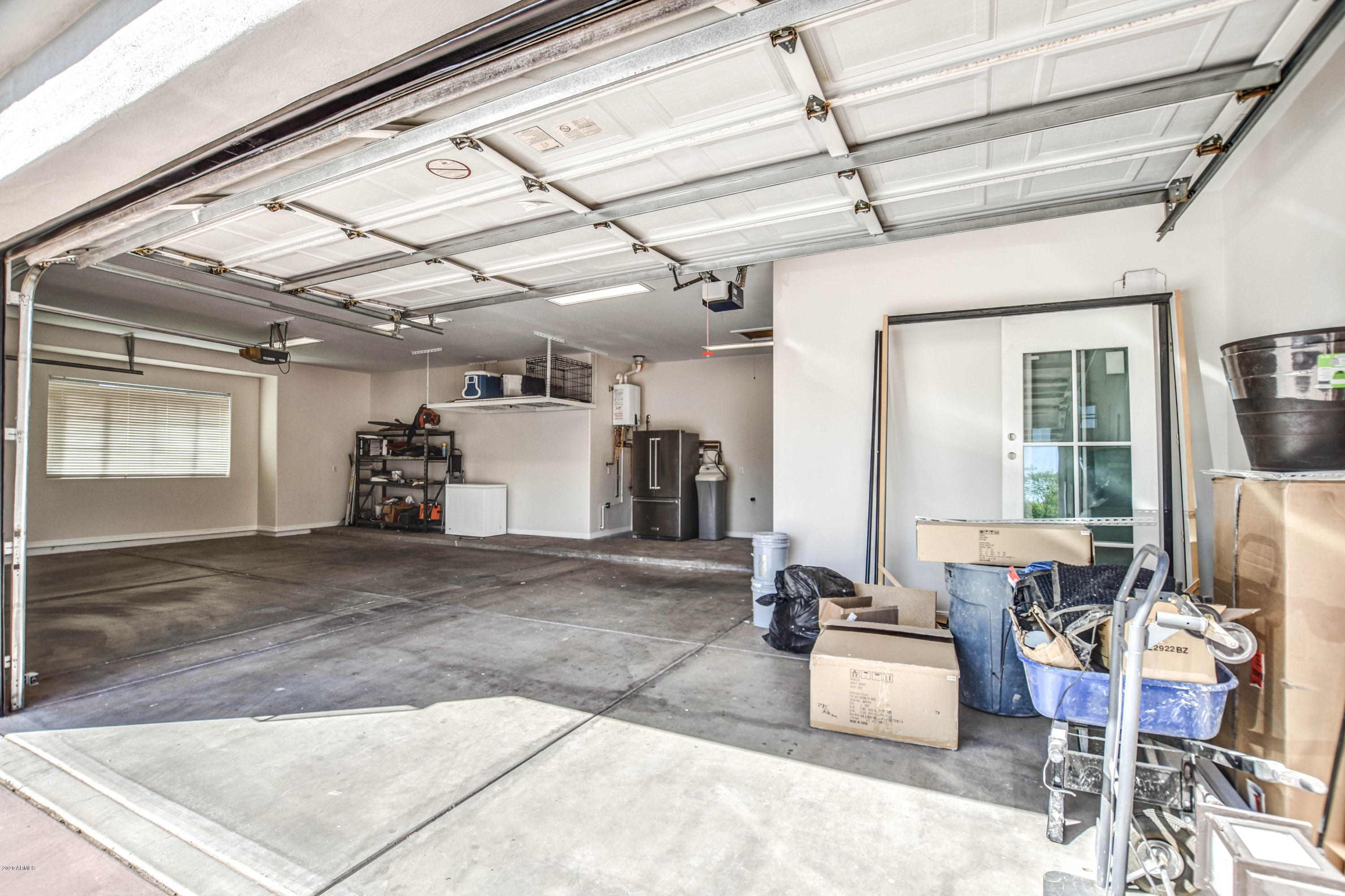 285 South Racine Court Gilbert, AZ 85296 - Photo 54 of 64 GARAGE 1, 1