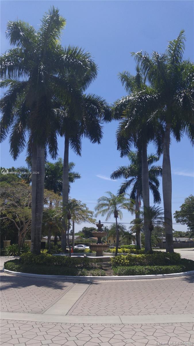 4015 West McNab Road, Unit D210 Pompano Beach, FL 33069 - Photo 5 of 15