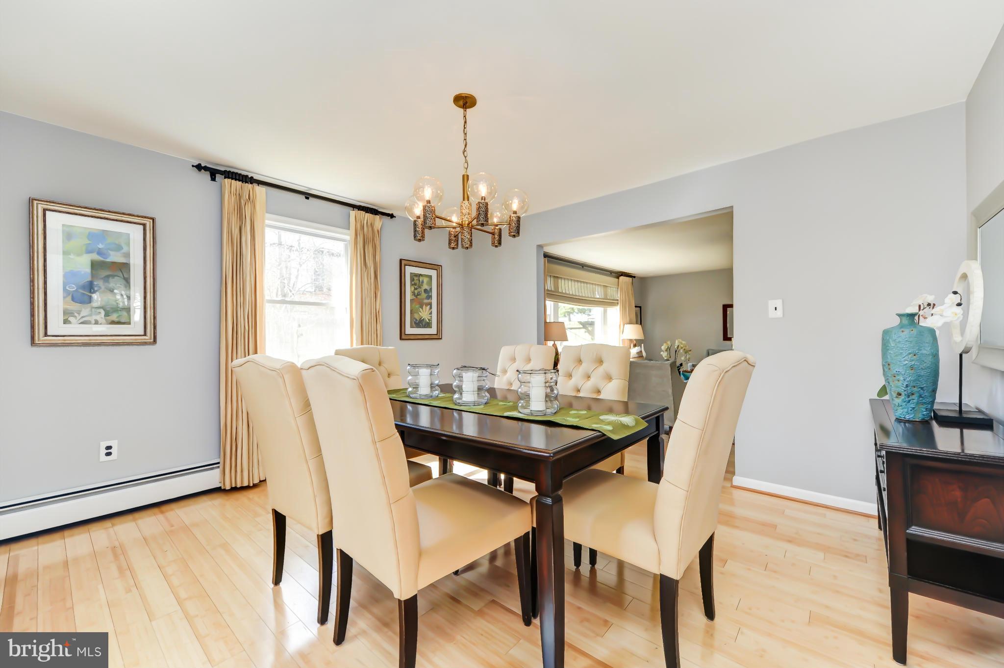 8528 Riverside Road Alexandria, VA 22308 - Photo 13 of 30 Dining Room
