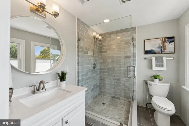 $929,000 | 1617 Otis Street Northeast, Washington, DC 20018