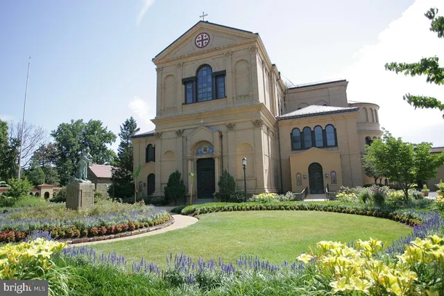 $929,000 | 1617 Otis Street Northeast, Washington, DC 20018