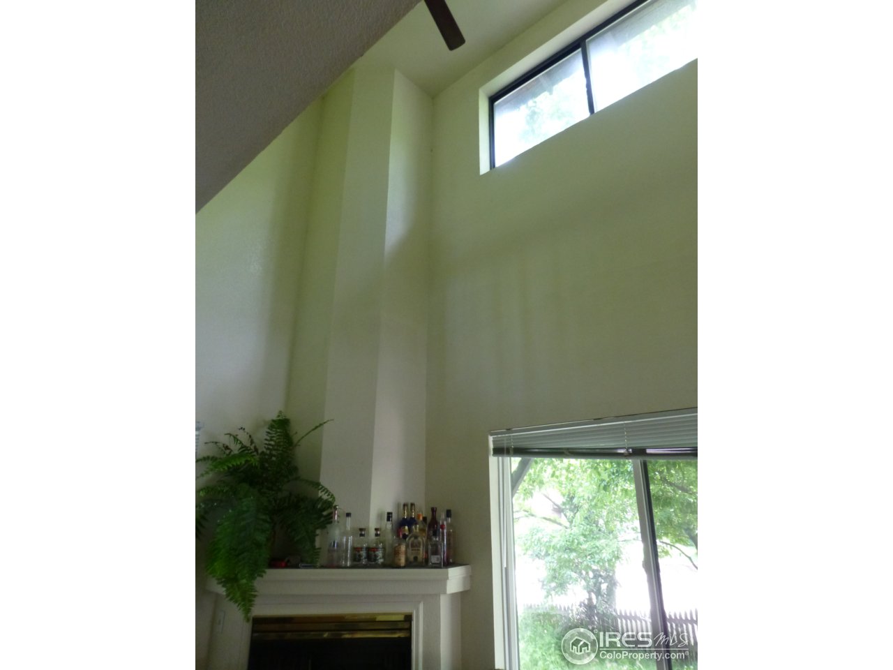 1835 Baseline Road Boulder, CO 80302 - Photo 13 of 39 Living Rm - clerestory window