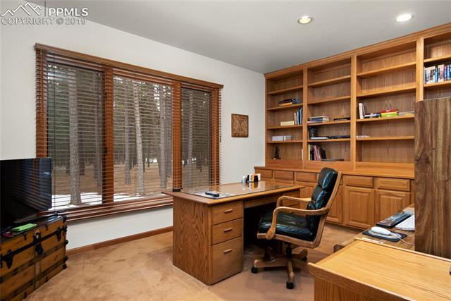 17055 West Goshawk Road Colorado Springs, CO 80908 - Photo 20 of 36