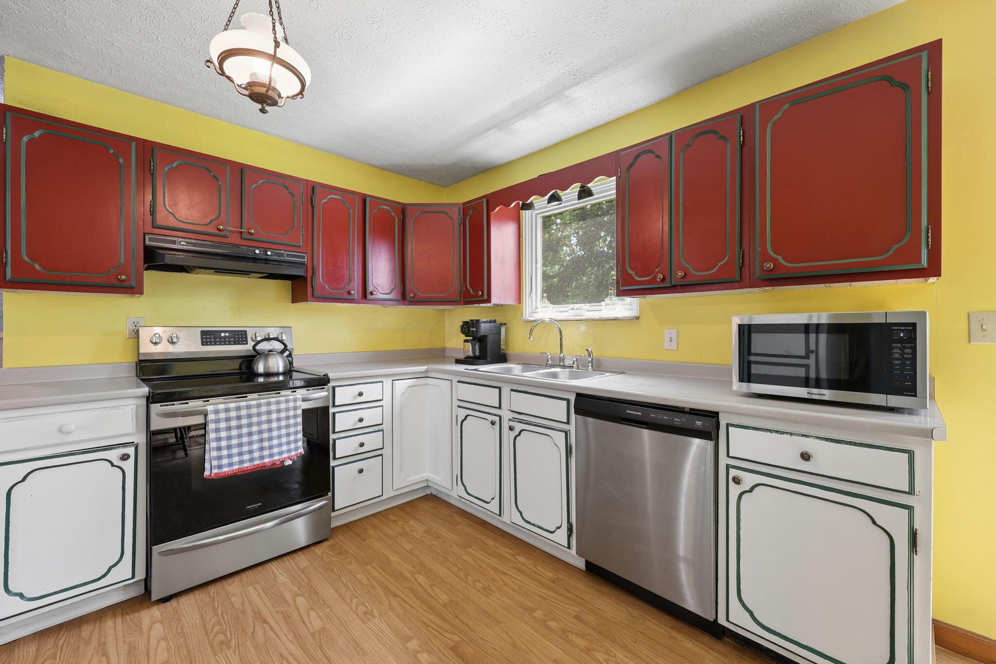 7675 Lake Drive Road Heath, OH 43056 - Photo 9 of 41