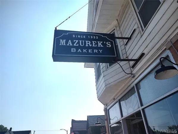 $269,900 | 543 South Park Avenue, Buffalo, NY 14204