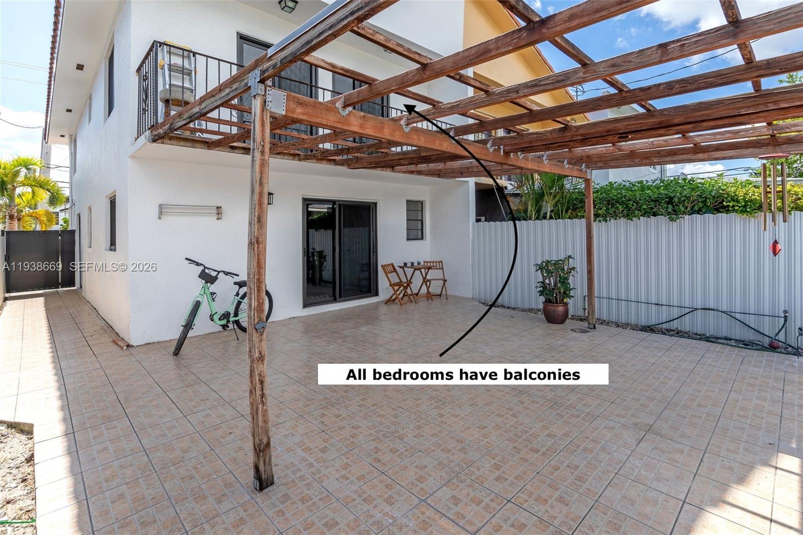 8773 Southwest 36th Street Miami, FL 33165 - Photo 28 of 47 a view of outdoor space with seating space