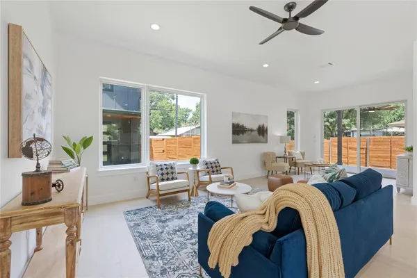 $949,999 | 7602 Northcrest Boulevard, Unit 1, Austin, TX 78752