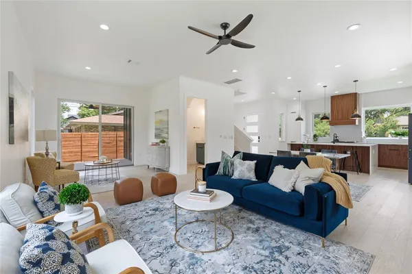 $949,999 | 7602 Northcrest Boulevard, Unit 1, Austin, TX 78752