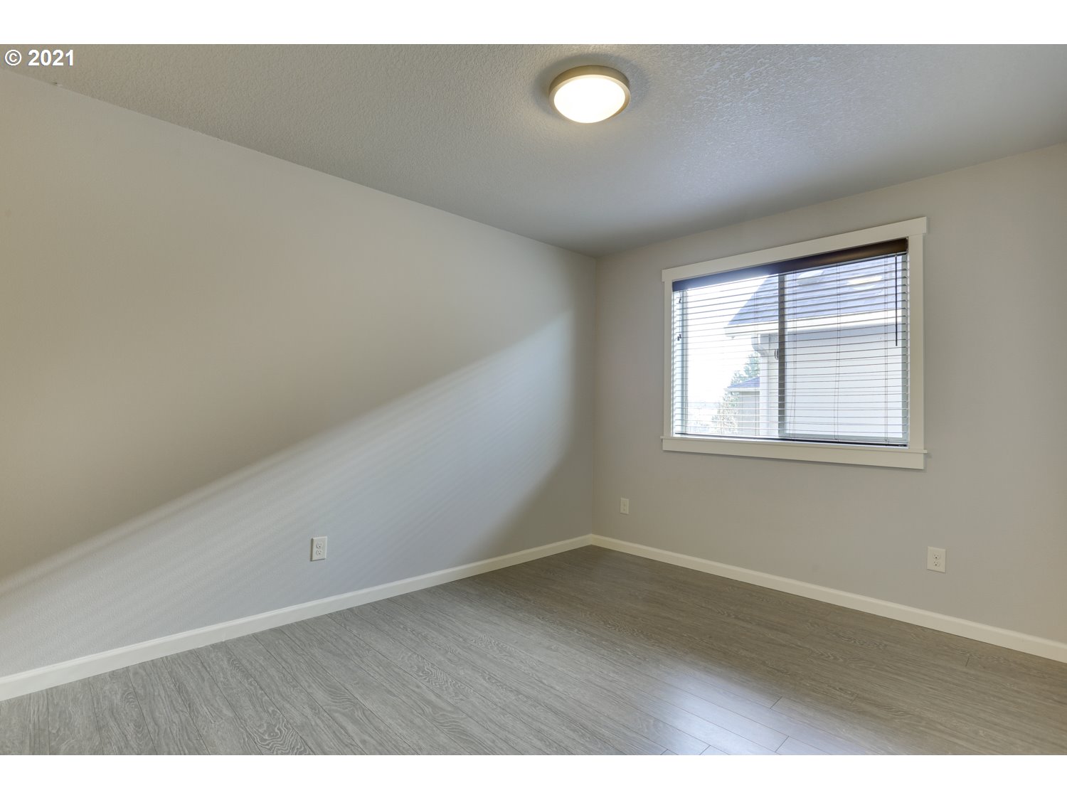 520 North Horns Corner Drive Ridgefield, WA 98642 - Photo 11 of 23 Gallery Image 11