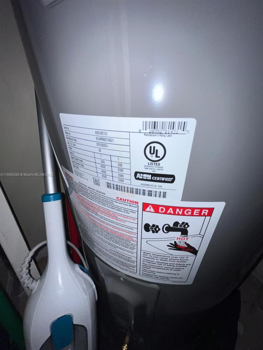 3031 Northwest 74th Avenue Hollywood, FL 33024 - Photo 33 of 34 a view of an shop with a book