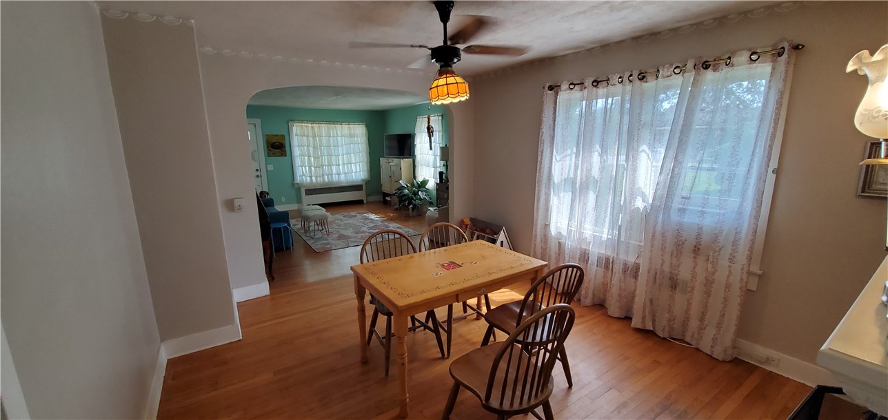 214 Bradford Road Westerly, RI 02808 - Photo 16 of 50 Dining room with large window