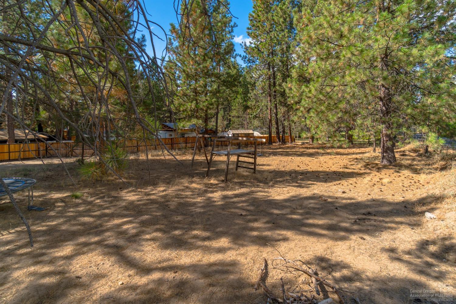19245 Baker Road Bend, OR 97702 - Photo 5 of 25 Additional Photo