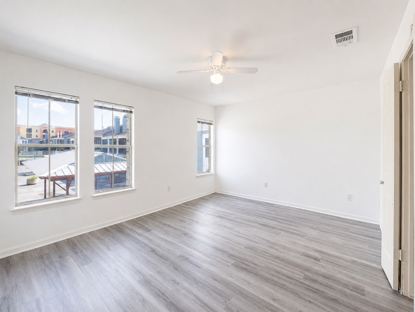 2529 Rio Grande Street, Unit 91 Austin, TX 78705 - Photo 25 of 32