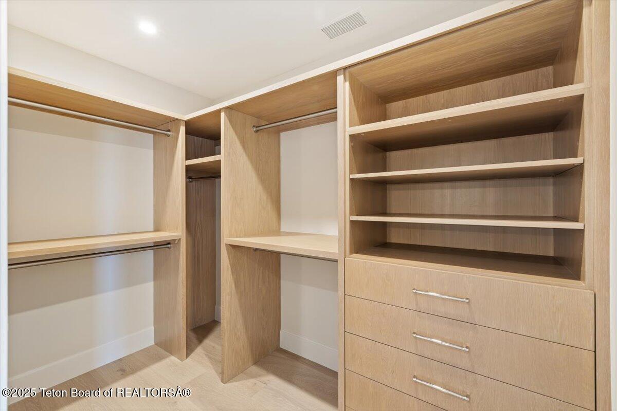 405 Teton Avenue Jackson, WY 83001 - Photo 15 of 41 15-15- 405 Teton Ave