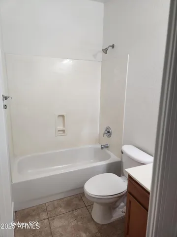 $1,750 | 9613 West Elm Street, Phoenix, AZ 85037