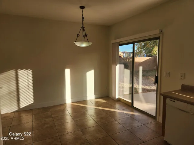 $1,750 | 9613 West Elm Street, Phoenix, AZ 85037
