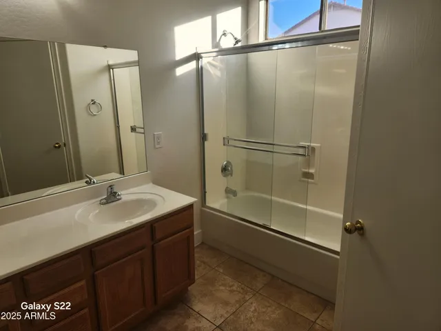 $1,750 | 9613 West Elm Street, Phoenix, AZ 85037