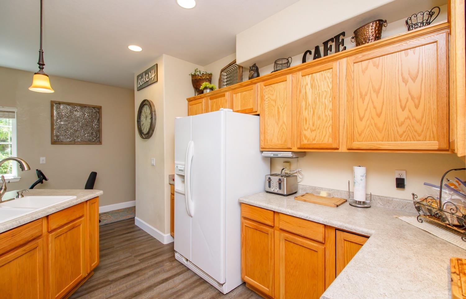 3855 Dover Ridge Drive, Unit 17 Medford, OR 97504 - Photo 5 of 29 Additional Photo