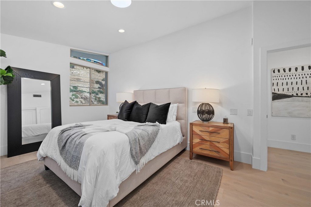 35275 Beach Road Dana Point, CA 92624 - Photo 31 of 46 Upstairs guest bedroom 1