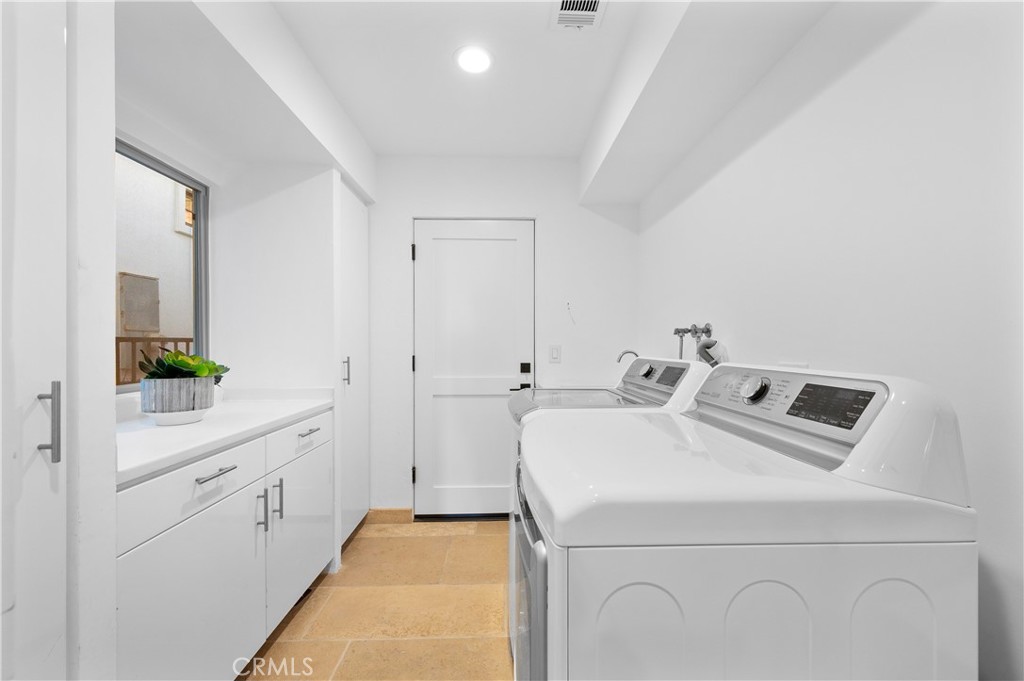 35275 Beach Road Dana Point, CA 92624 - Photo 39 of 46 Main floor laundry room