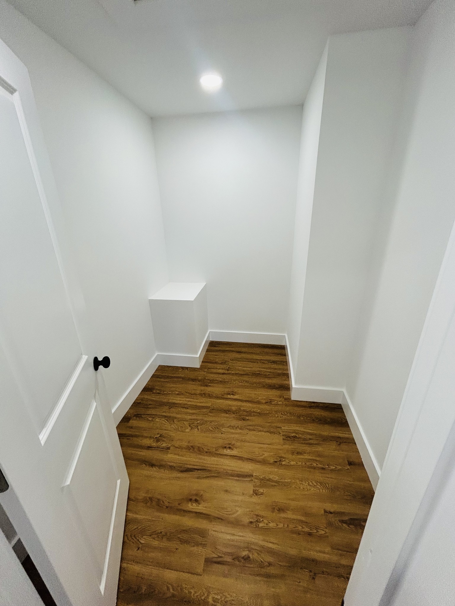 614 Haddon Lane Winchester, TN 37398 - Photo 6 of 12 a bathroom with a sink and toilet