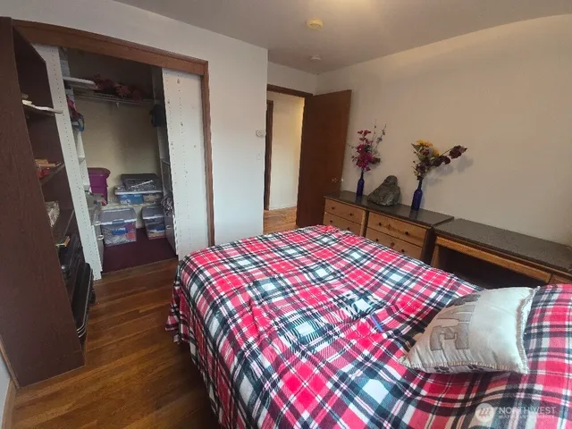 $875,000 | 22407 87th Avenue West, Edmonds, WA 98026