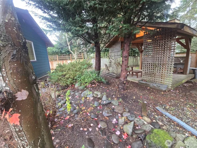 $875,000 | 22407 87th Avenue West, Edmonds, WA 98026