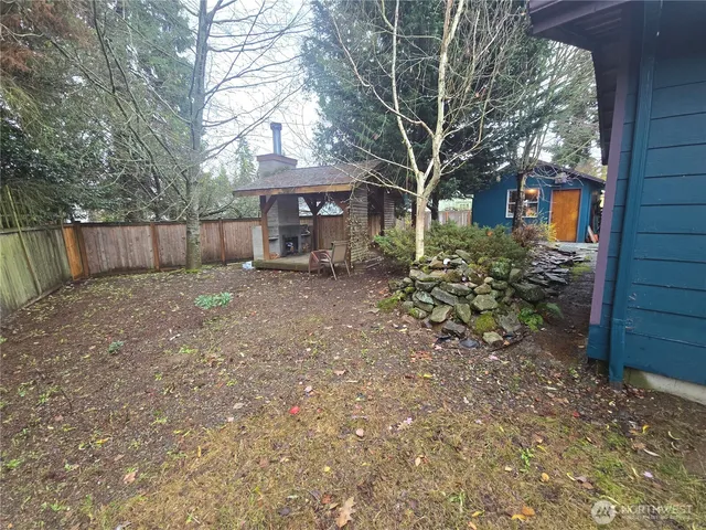 $890,000 | 22407 87th Avenue West, Edmonds, WA 98026