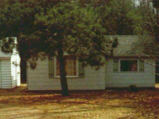 2070 North Whitehall Road Muskegon, MI 49445 - Photo 1 of 1 Primary Photo