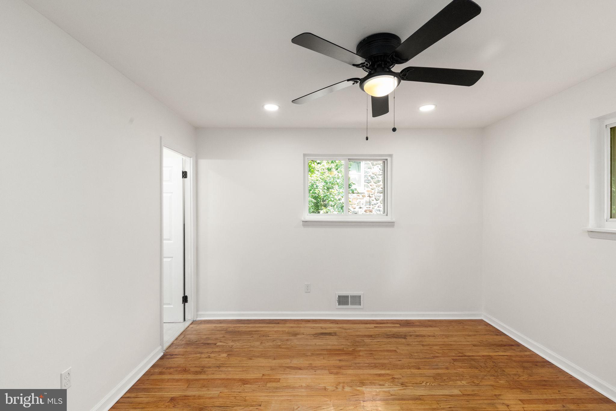 5807 Pimlico Road Baltimore, MD 21209 - Photo 24 of 41