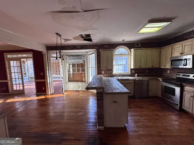 $325,000 | 2610 Ashbourne Drive Northeast, Lawrenceville, GA 30043