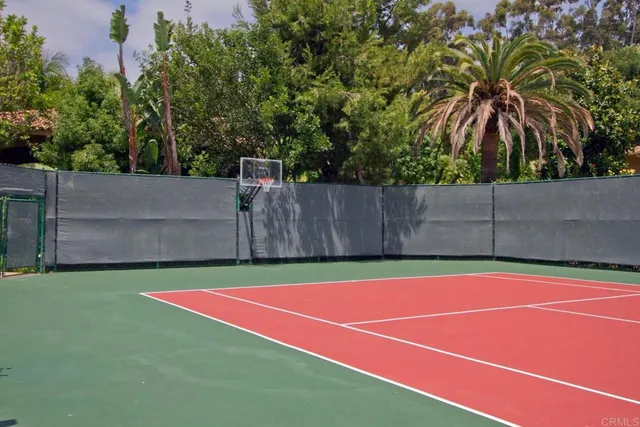 a view of a tennis court