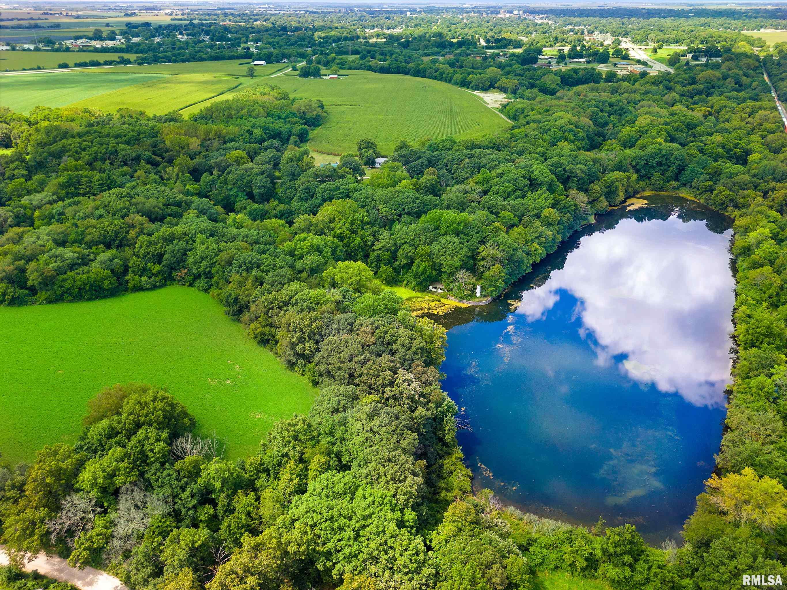 1021 Gale Lake Road East Galesburg, IL 61430 - Photo 2 of 42