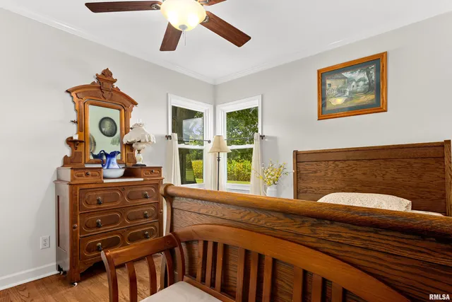 $550,000 | 1021 Gale Lake Road, East Galesburg, IL 61430